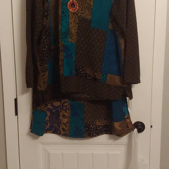 2 piece skirt set - Picture 2 of 5